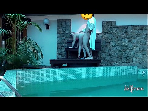 ❤️ 老板邀请女佣去泳池，却忍不住要来个热辣的 ❤❌ Quality sex❌❤